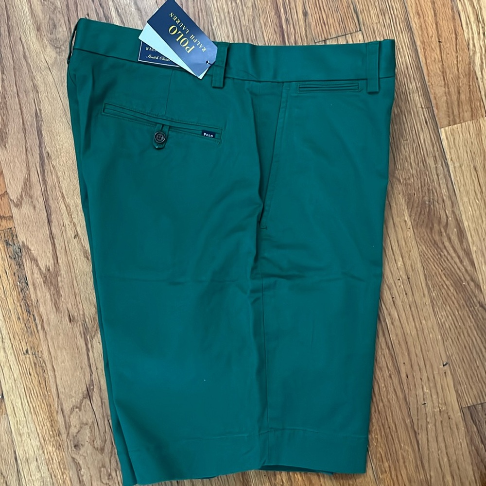 NWT Polo Ralph Lauren Men’s Golf shorts. Kelly green classic stretch fit sz 32